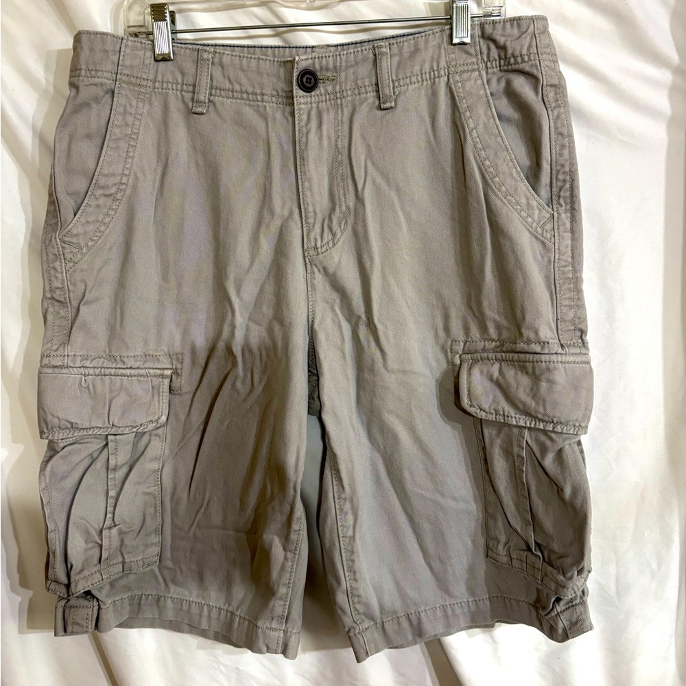 Urban Pipeline Cargo Men's 34" x11" Stone Gray Cargo Shorts100 % cotton 7" rise